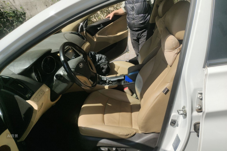 Hyundai Sonata 2015 immagine di auto #17