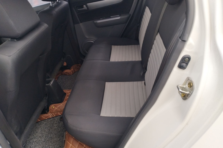 铃木 雨燕 2018 汽车图片 #17