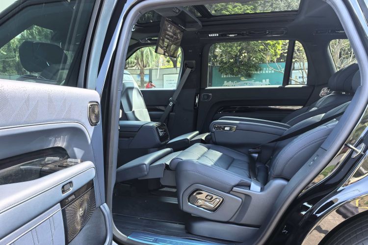 Zeekr 9X 2026 изображение автомобиля #17