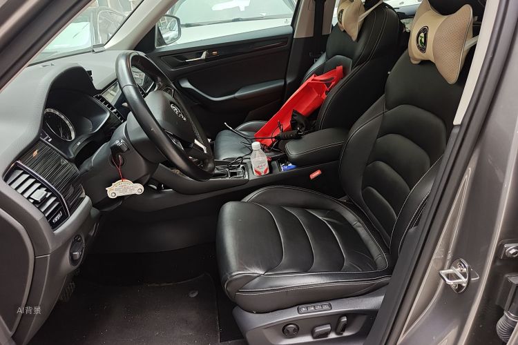 Skoda Kodiaq 2018 imagem de carro #17