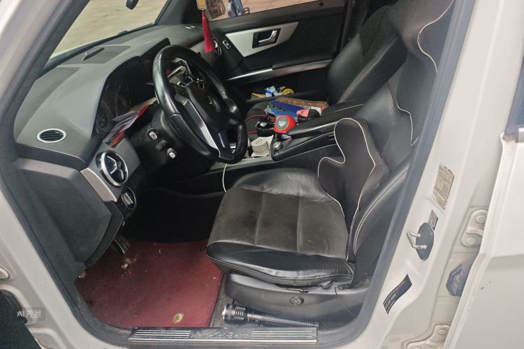 Mercedes-Benz GLK Class 2015 car image #17