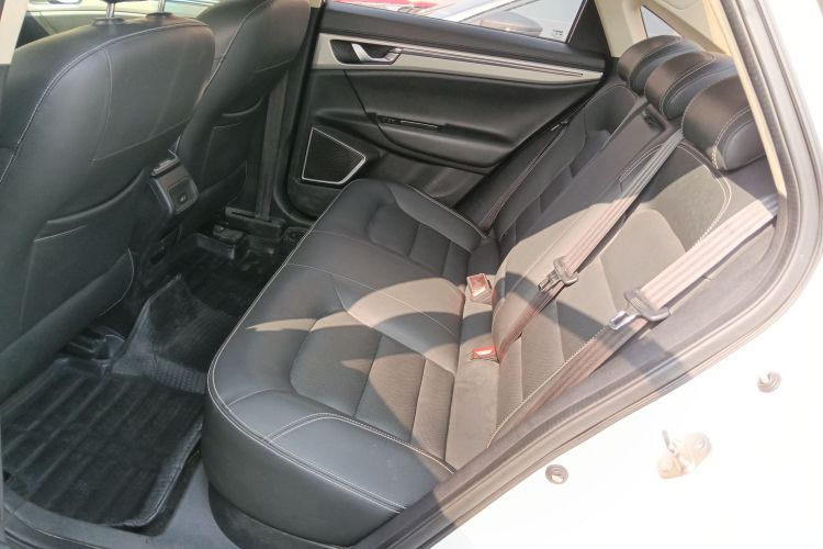 GEELY Emgrand GL 2017 car image #17