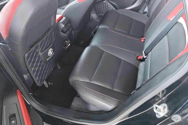 5 2023 #17 5 2023 immagine di auto #17
