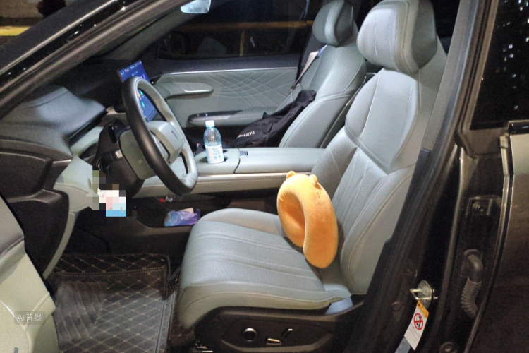 Deepal S07 2024 image de voiture #17