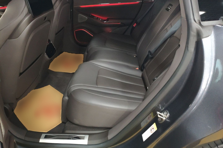 Denza Z9 2024 صورة سيارة #17