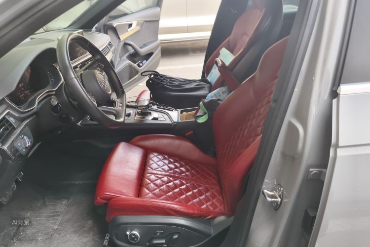 Audi S4 2019 imagem de carro #17