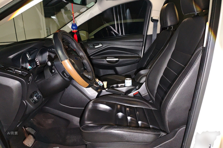 Ford Kuga 2015 car image #17