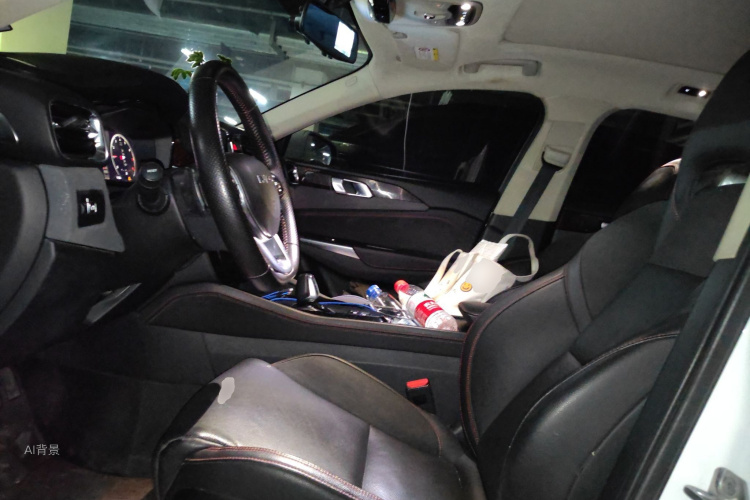 Lynk & Co 02 2019 car image #17