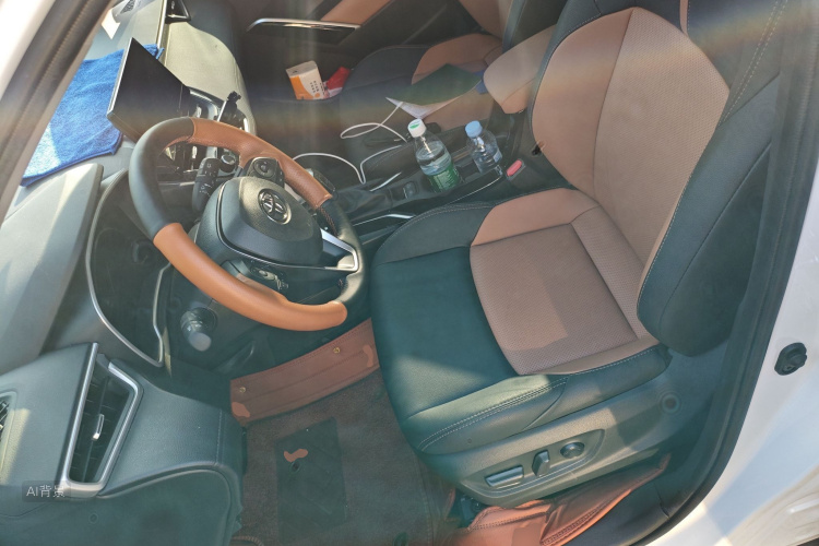 Toyota Frontlander 2023 car image #17