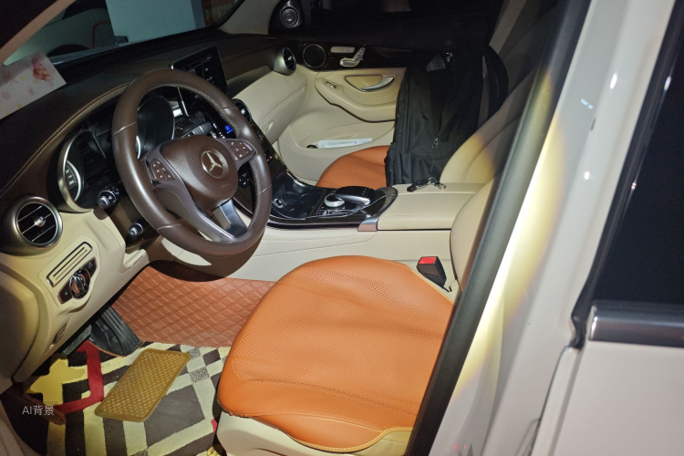 Mercedes-Benz GLC Class 2017 car image #17