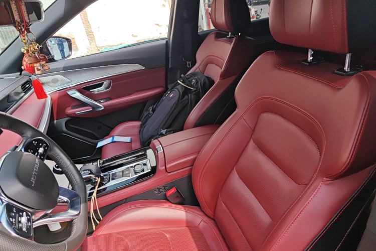 X70 PLUS 2021 car image #17