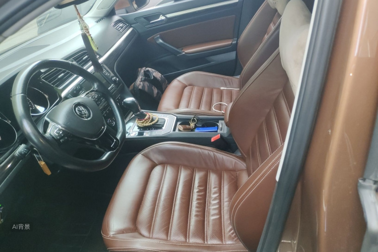 Volkswagen Lamando 2015 car image #17