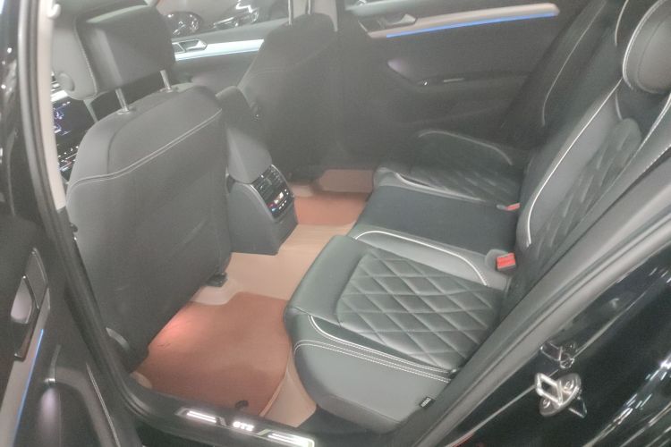 Volkswagen Magotan GTE 2022 immagine di auto #17