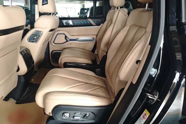 FangChengBao Leopard 8 2024 immagine di auto #17