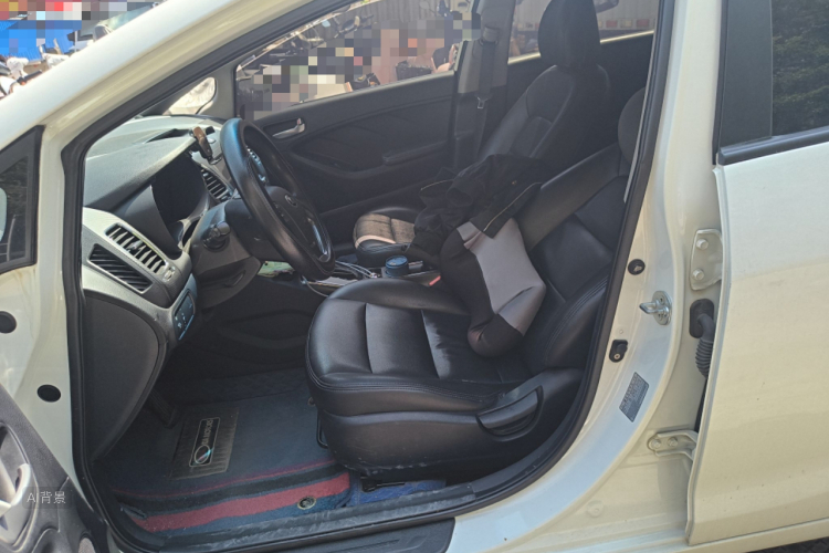 Kia K3 2016 изображение автомобиля #17