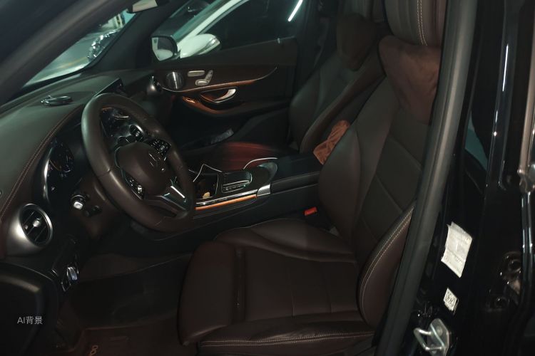 Mercedes-Benz GLC Class 2020 car image #17