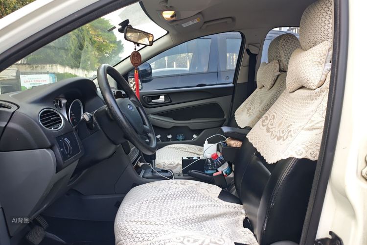 Ford Focus 2014 car image #17