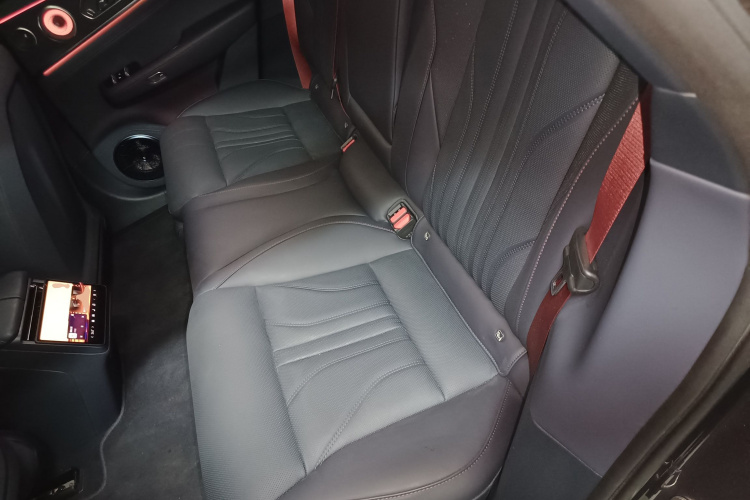 极氪 极氪001 2026 汽车图片 #17