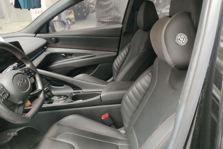 Hyundai Elantra 2021 immagine di auto #17