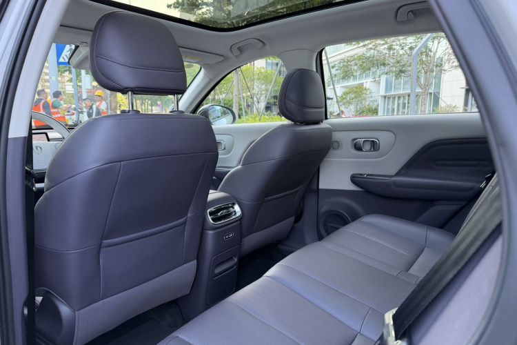 零跑汽车 零跑B10 2025 汽车图片 #17