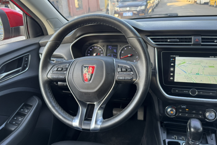 Roewe RX3 2019 изображение автомобиля #17