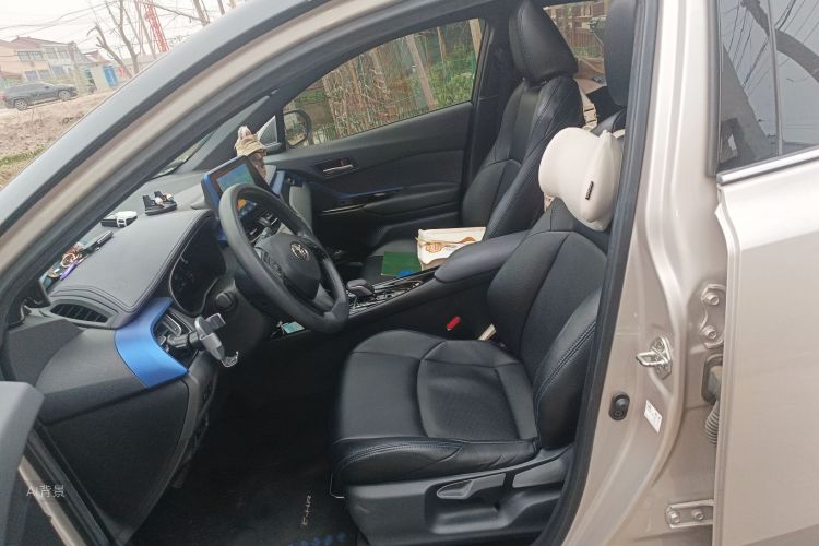 Toyota C-HR EV 2021 car image #17