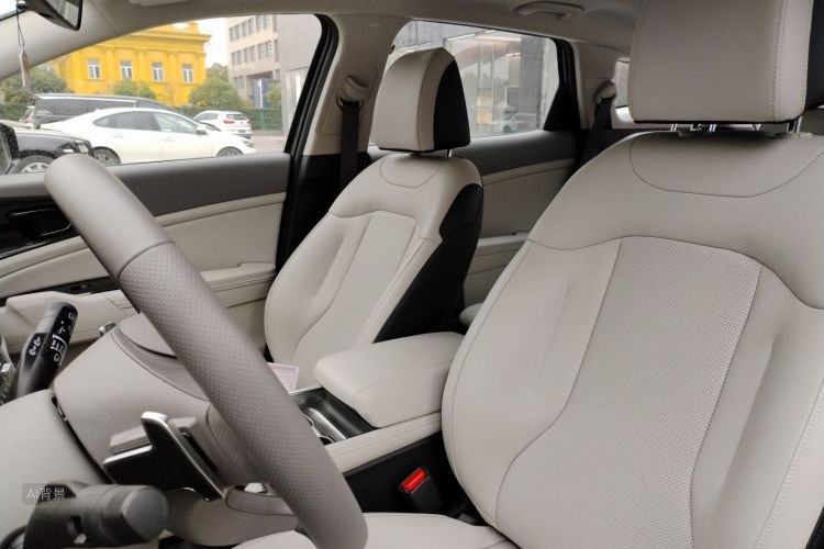 起亚 狮铂拓界 2025 汽车图片 #17