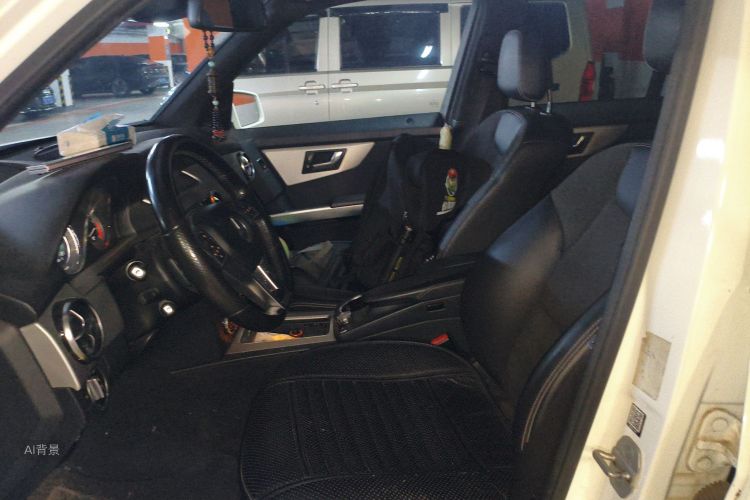 Mercedes-Benz GLK Class 2015 car image #17