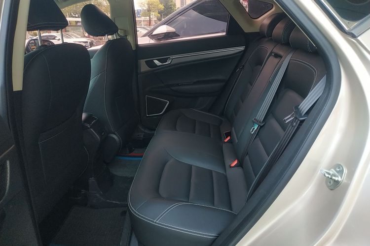 GEELY Emgrand GS 2017 #17 GEELY Emgrand GS 2017 car image #17