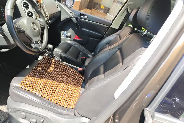 Volkswagen Tiguan 2014 car image #17