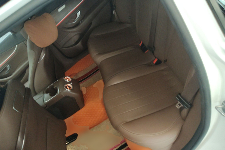 Mercedes-Benz E Class 2020 car image #17