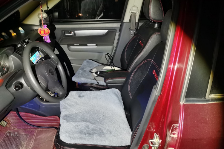 铃木 雨燕 2015 汽车图片 #17