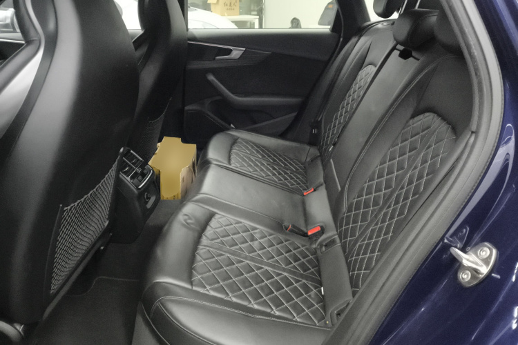 Audi S4 2018 صورة سيارة #17