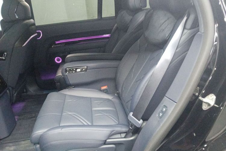 极氪 极氪9X 2026 汽车图片 #17