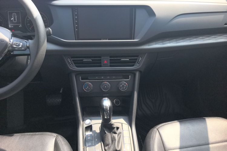 Volkswagen Tharu 2021 #17 Volkswagen Tharu 2021 car image #17