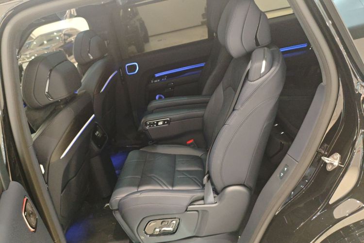 极氪 极氪9X 2025 汽车图片 #17