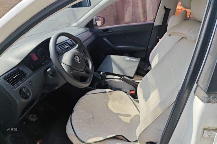 Santana 2020 car image #17
