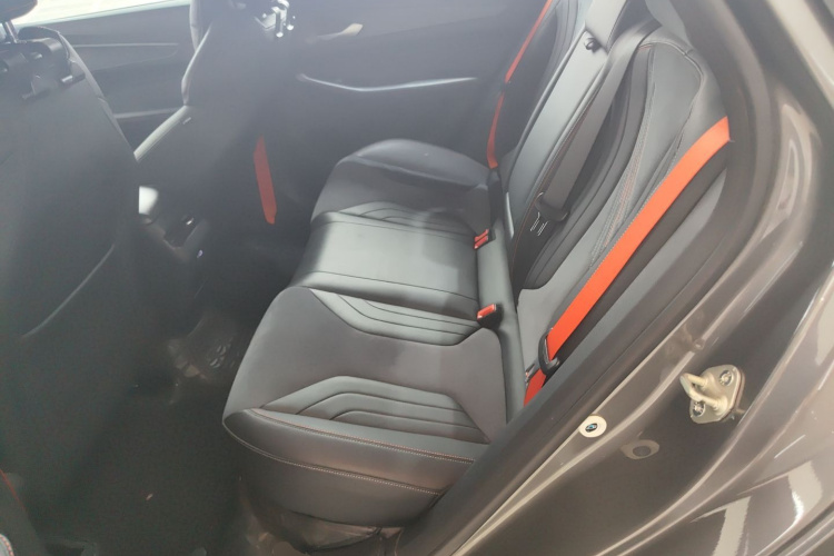 GEELY Binray 2022 car image #17