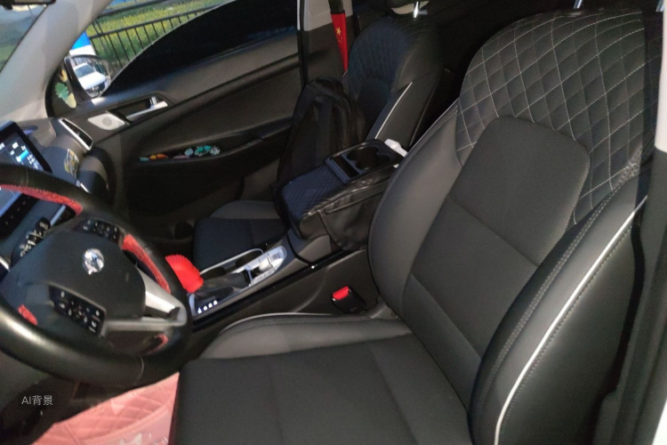 Hyundai Tucson 2021 immagine di auto #17