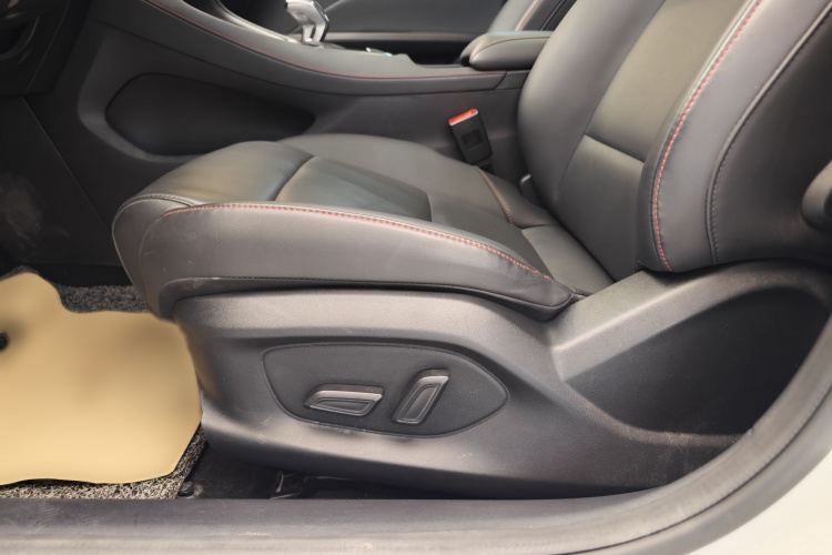 5 2024 car image #17