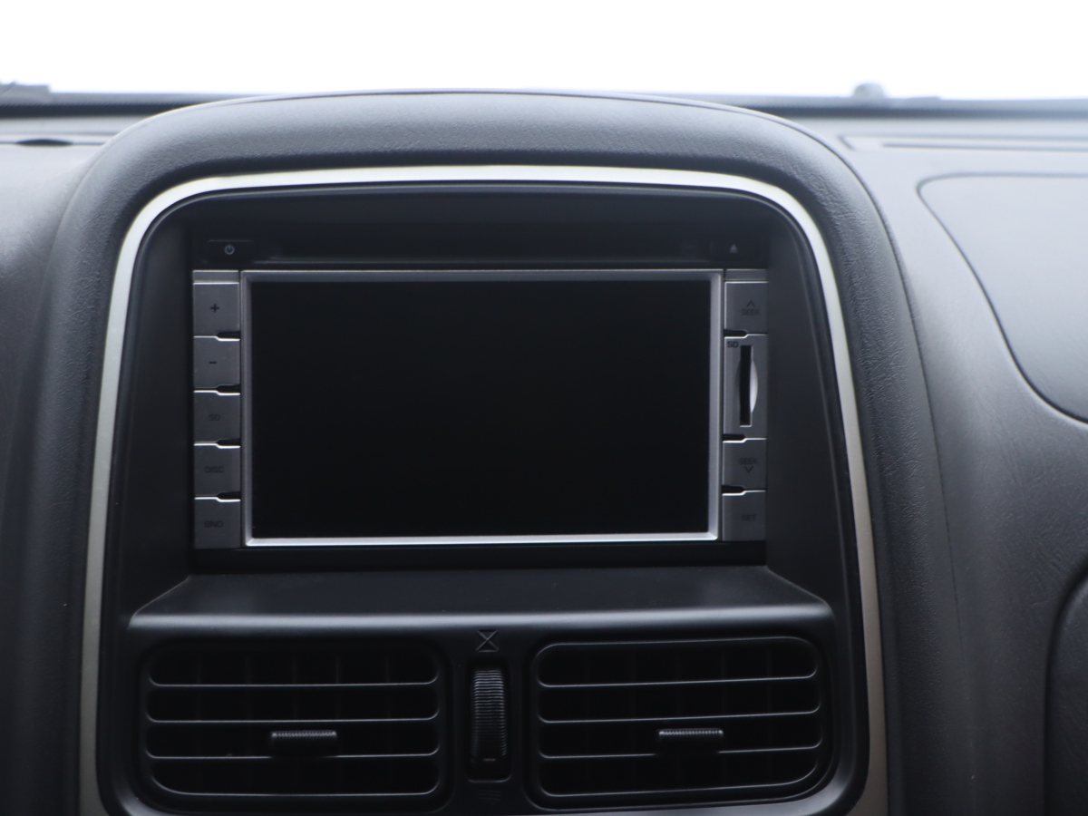 日产 日产帕拉丁 2016 汽车图片 #17