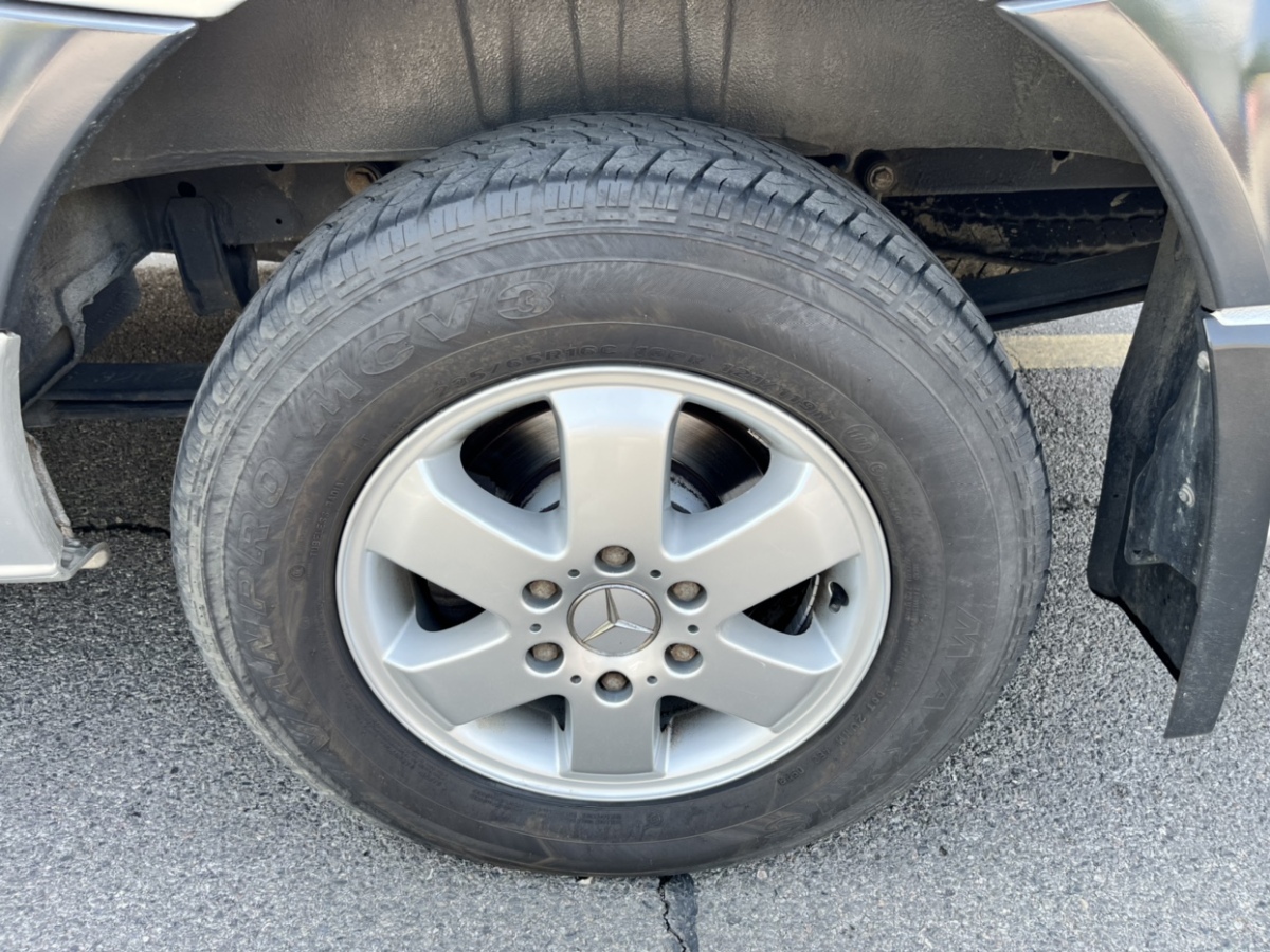 Mercedes-Benz Sprinter 2013 car image #17