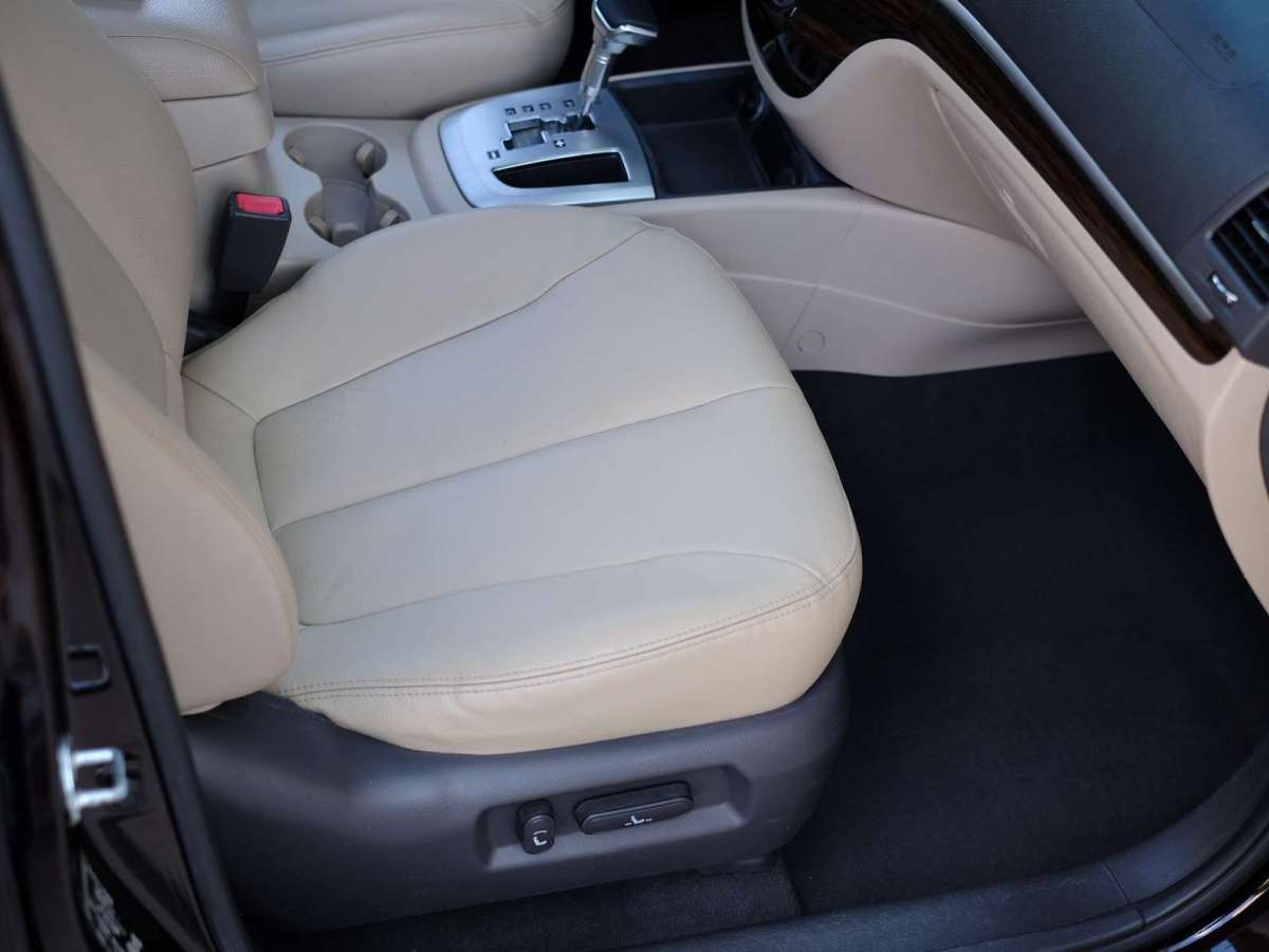 Hyundai Santa Fe Classic 2011 immagine di auto #17