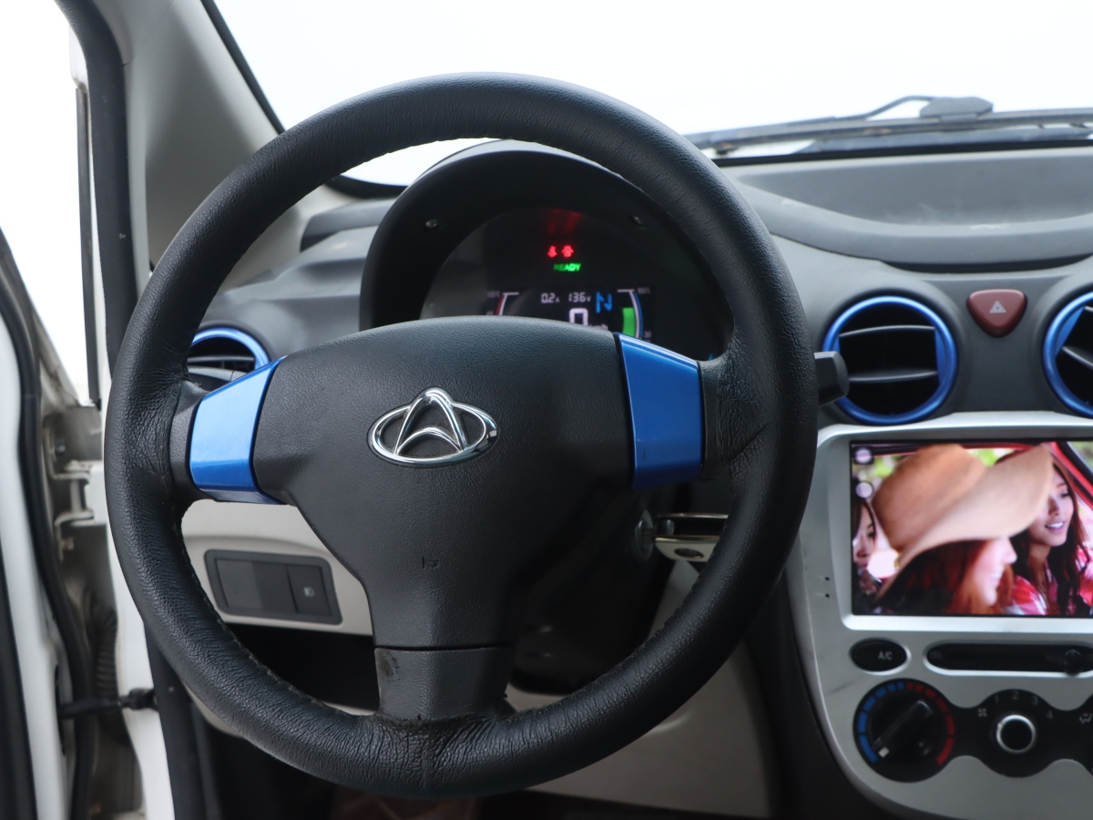 Changan BenBen MINI 2017 #17 Changan BenBen MINI 2017 car image #17