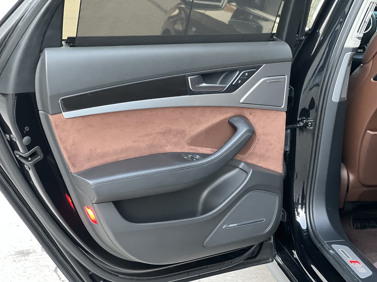 Audi S8 2013 #17 Audi S8 2013 car image #17