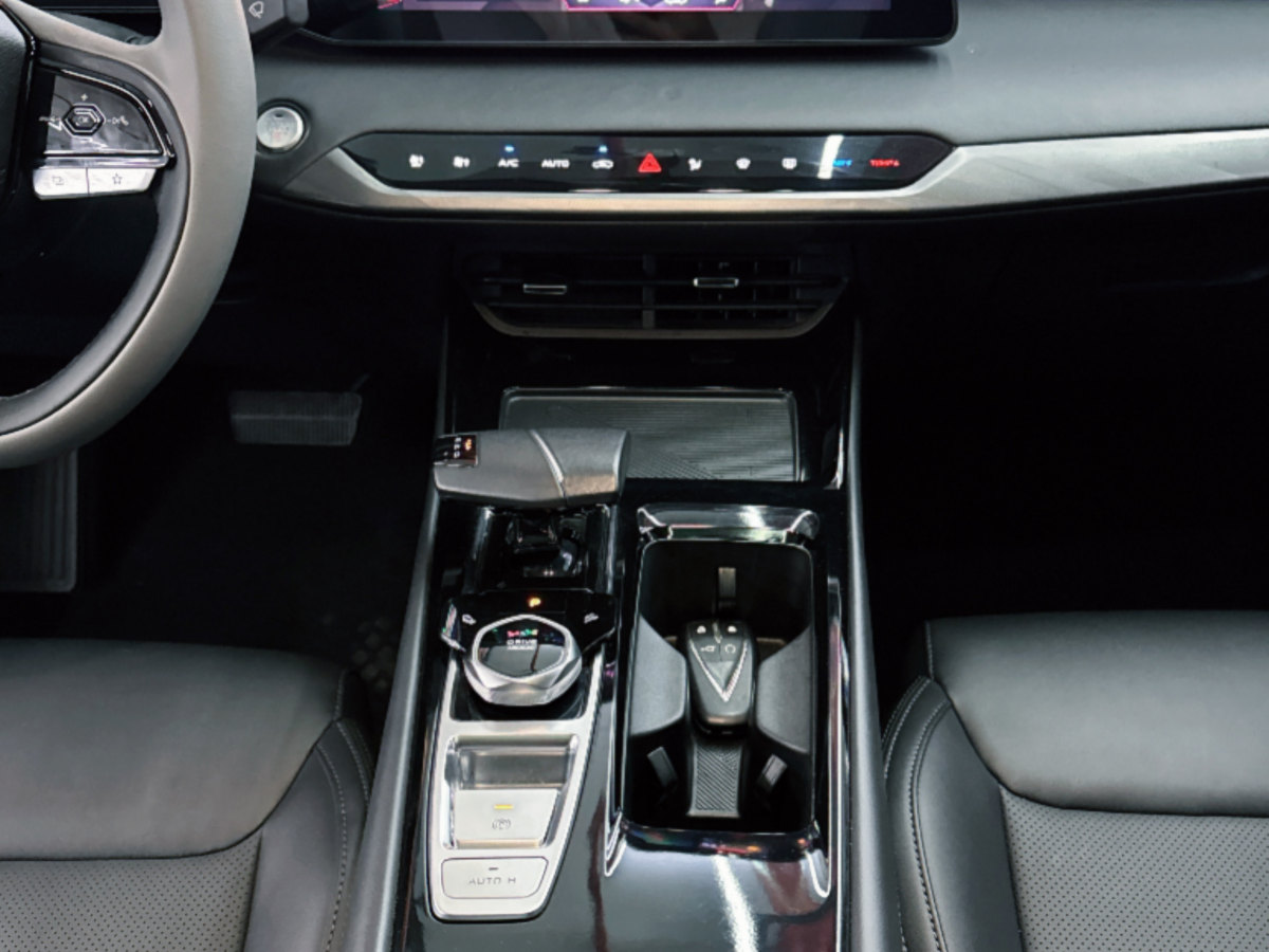 Changan Raeton Plus 2023 car image #17