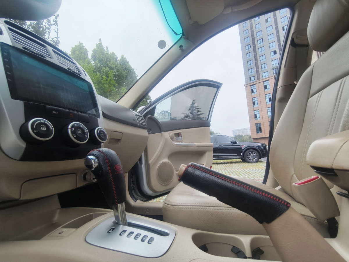 Kia Cerato 2008 imagen de coche #17