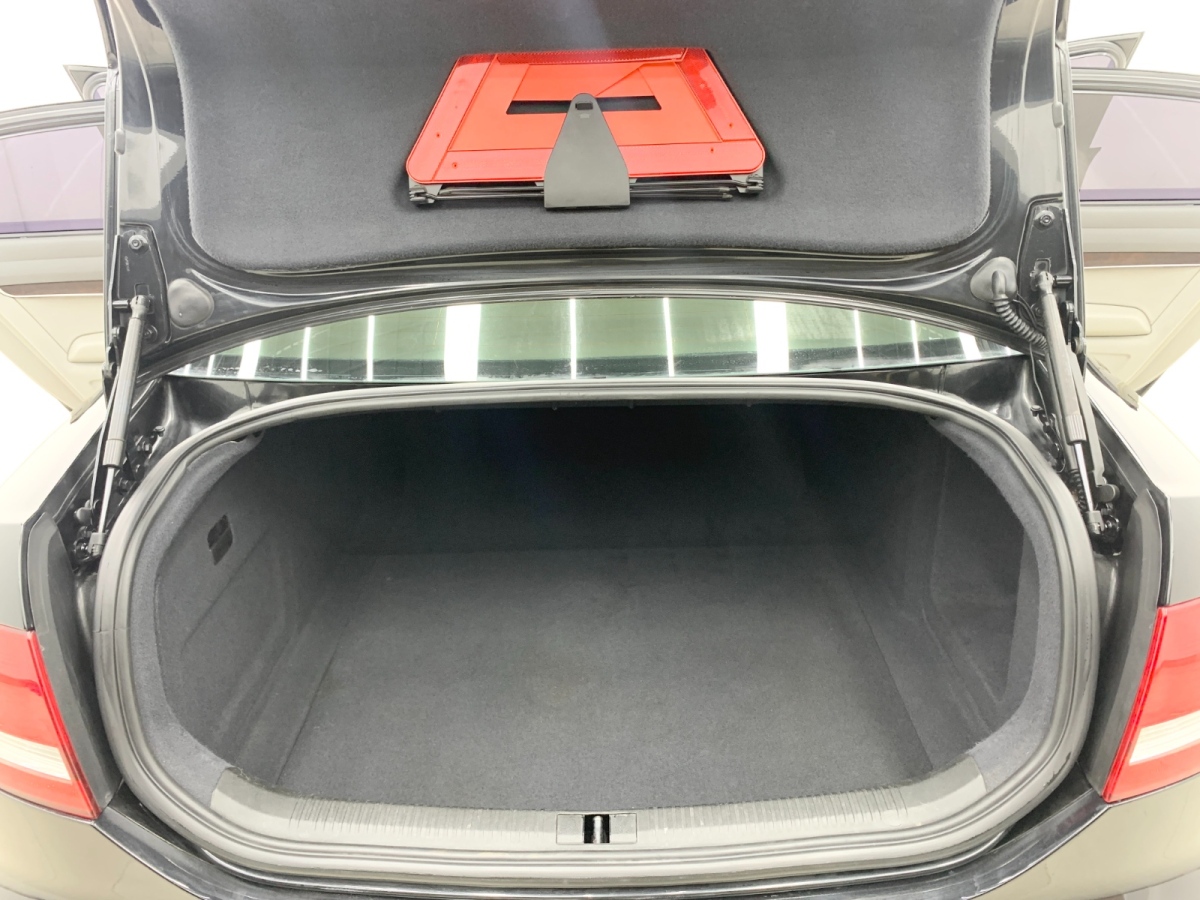 Audi A6 2006 car image #17