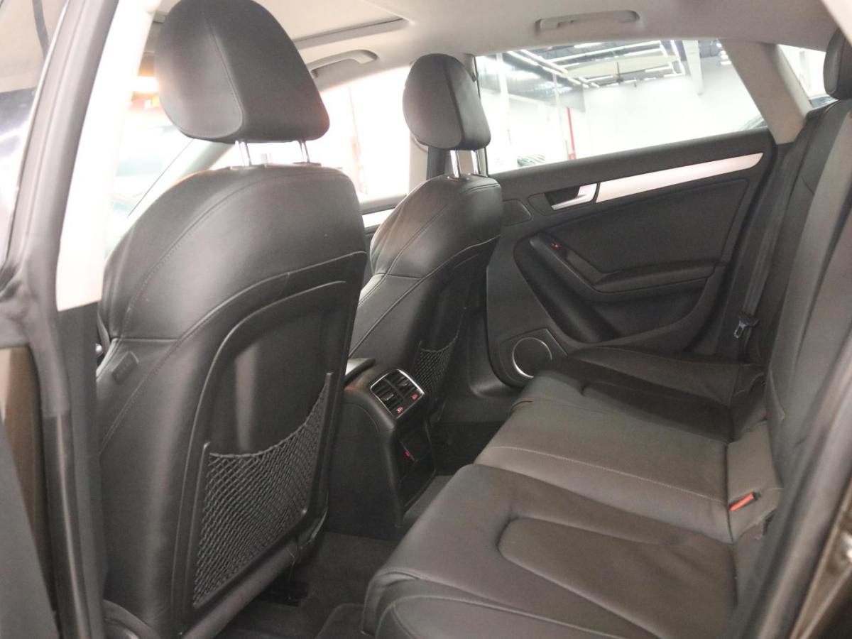 Audi Q6L Sportback e-tron 2012 immagine di auto #17