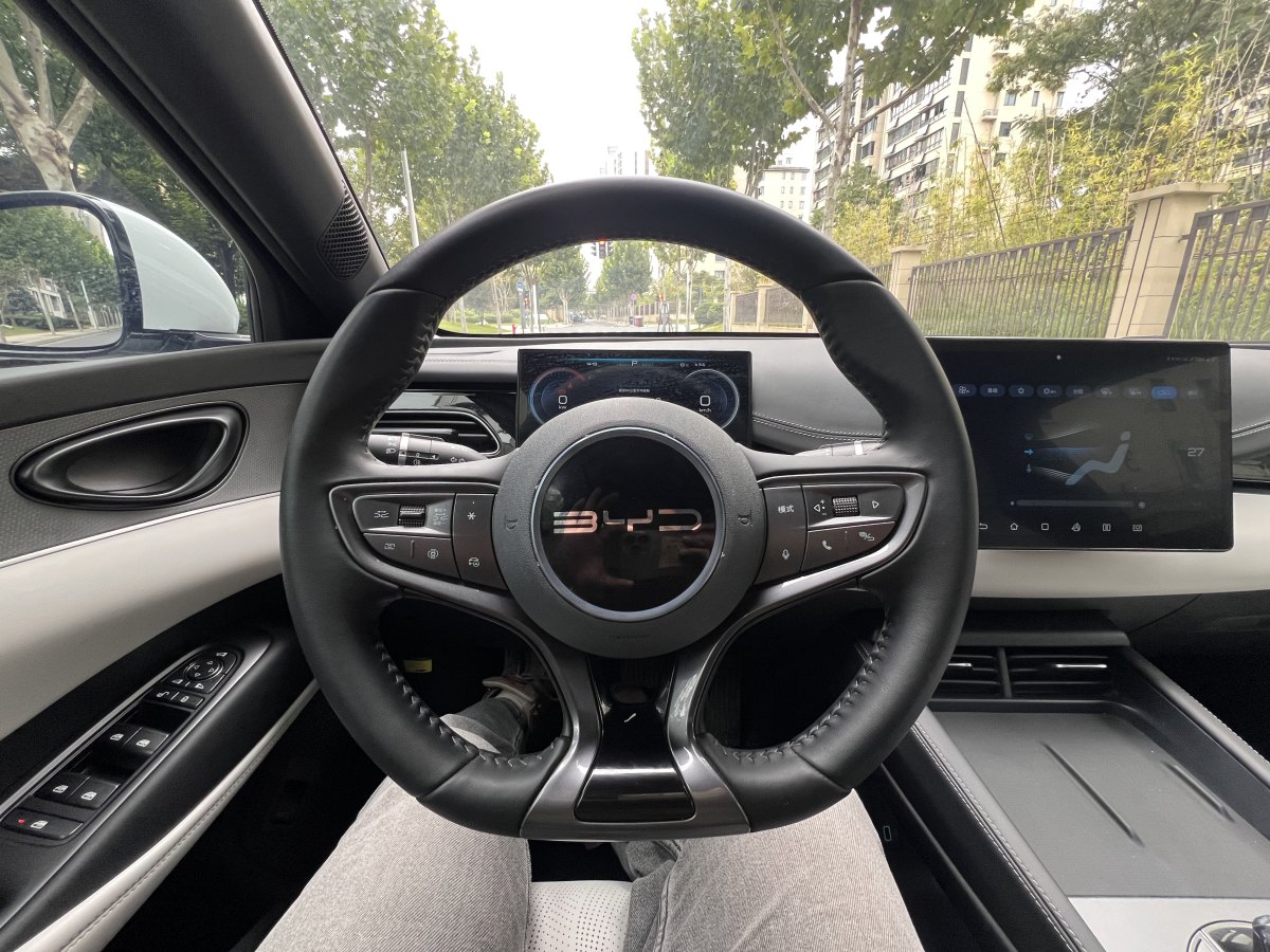 BYD Seal 06 DM-i 2024 immagine di auto #17